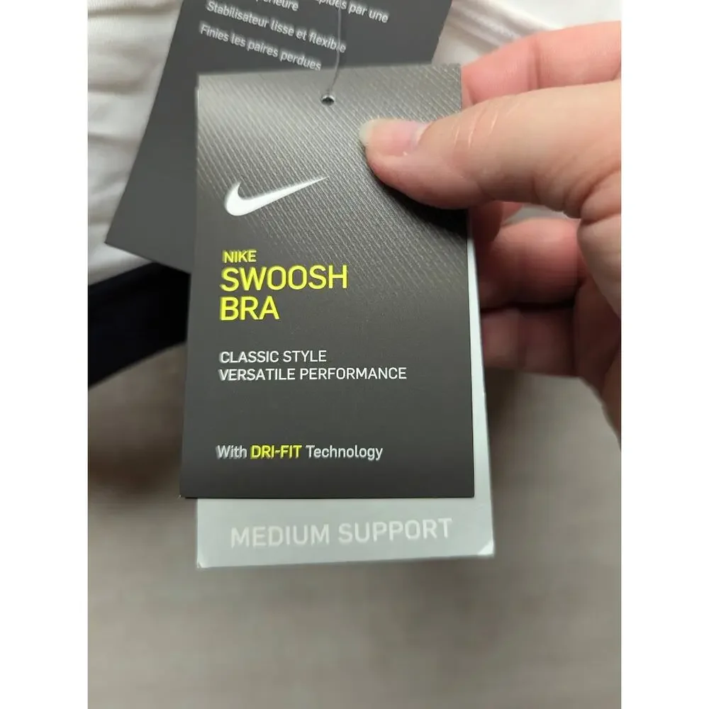 Nike nwt swoosh